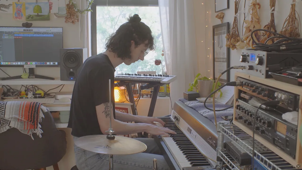 how to learn scales and chords (video essay)
