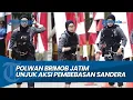 Lagu AKSI PEMBEBASAN SANDERA, Unjuk Aksi Polwan Brimob jatim di  HUT ke 80 Korps Brimob Polri