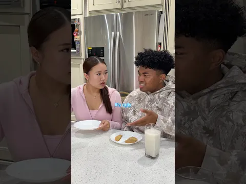 Split cookie gone wrong😳 #couple #couples #couplecomedy #funny #funnyvideo #comedy #foodie #foodies
