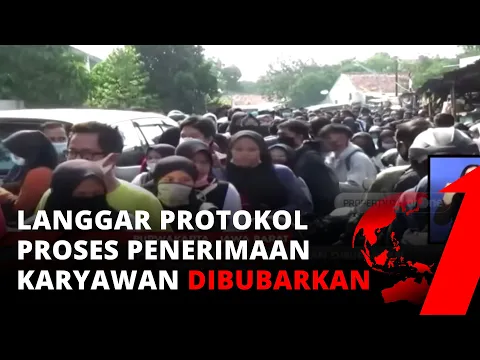 Polisi Bubarkan Ratusan Pelamar Kerja yang Berdesakan di Purwakarta Karena Khawatir Memicu Penularan
