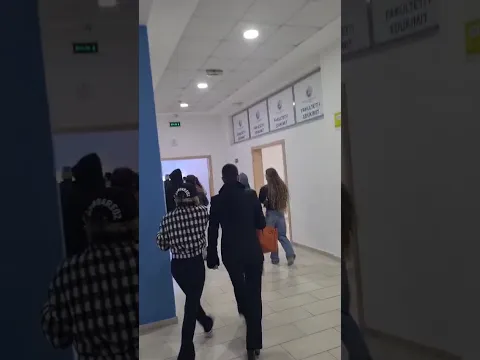 Studentët e Durrësit nisin bojkotin e mësimit, shihni çfarë po ndodh te Kampusi