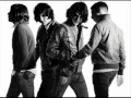 Download Lagu Arctic Monkeys - Dance Little Liar (humbug version)