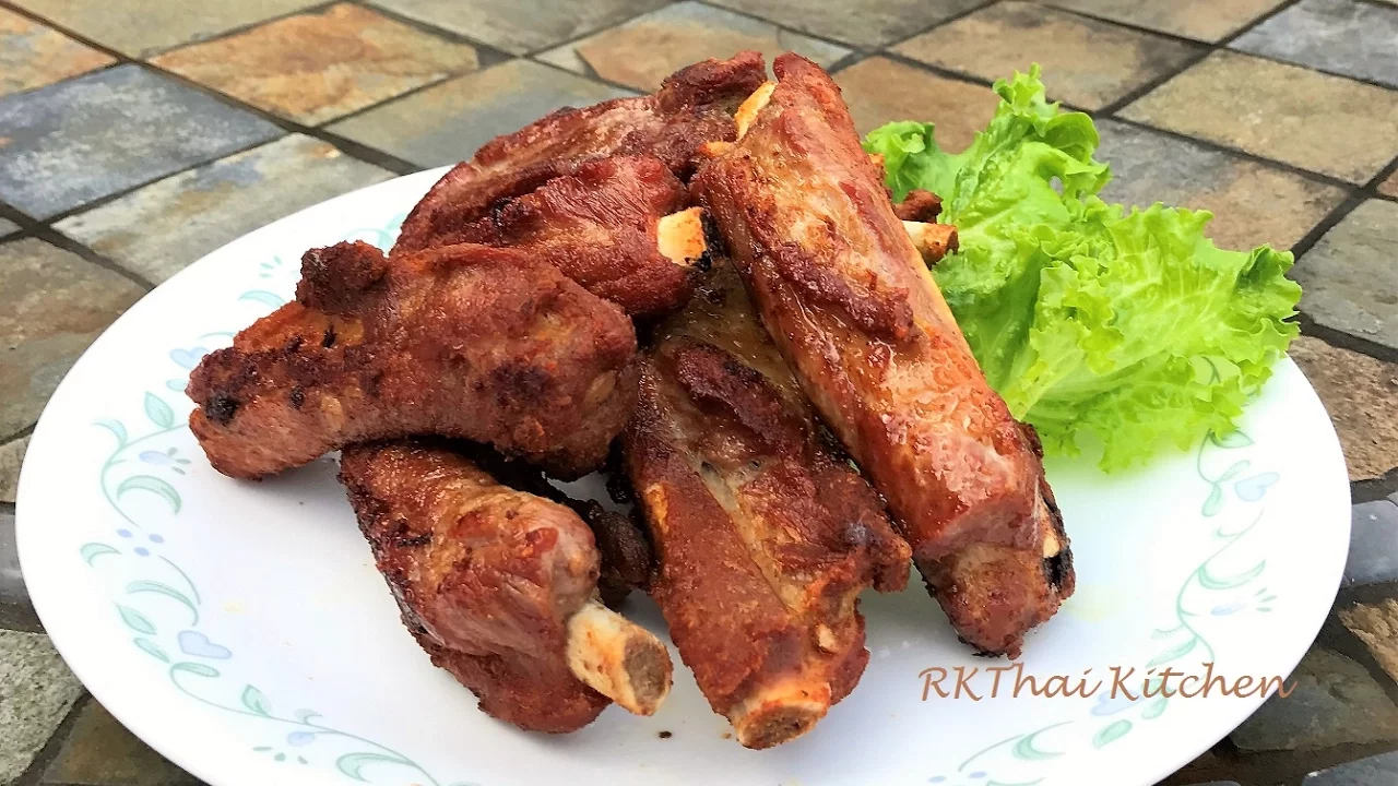    Fried Pork rip with Fish sauce.