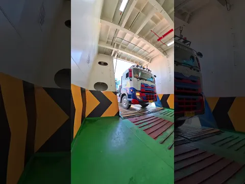 Menegangkan saat naik kapal #truck