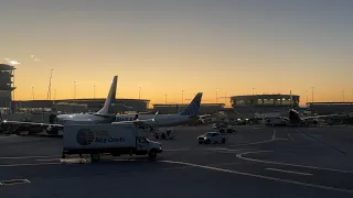 United Airlines Boeing 737 Sunrise Takeoff from Las Vegas (LAS) | Window View