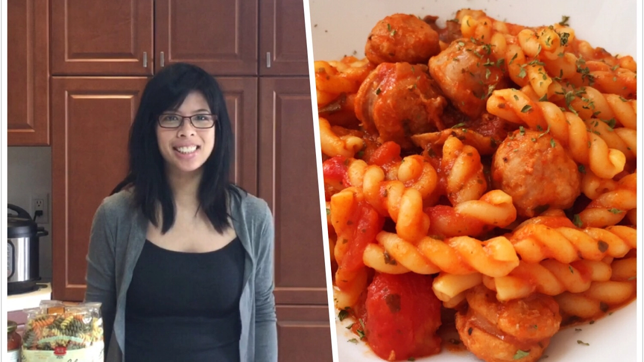 Tomato Sauce Pasta with Sausages in the Instant Pot - using Tomato Sauce from a Jar, dried Pasta