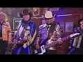 VIERNES SIN TU AMOR - Vagon Chicano Ft. Bronco