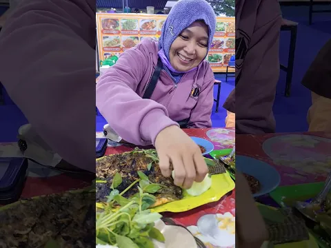 Menikmati indahnya hari ini