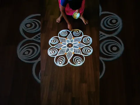 #dailykolam #rangoli #shortvideo #muggulu #easyrangoli #easy #trending @Suryadailyrangolidesigns