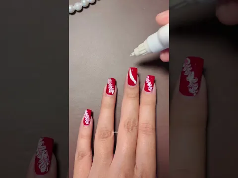 Easy Nailart Design at home π‘β¨ #nailart #piubhol #ytshorts