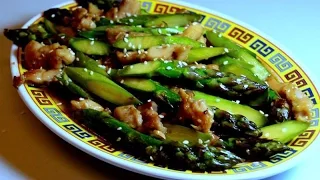 Timothy Schweitzer shows you how to cook a simple yet delicious Asparagus recipe in under 10 minutes. 