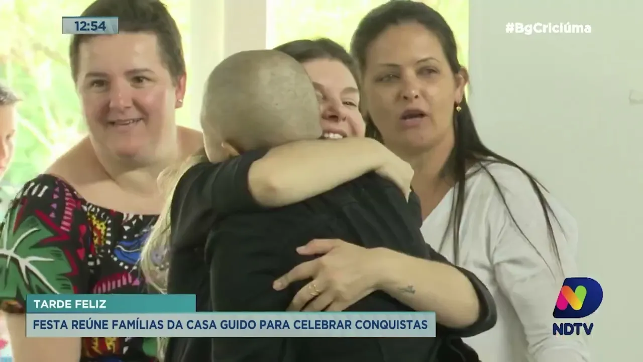 Festa de Natal reúne famílias da Casa Guido para celebrar conquistas