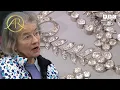 Lagu A True Fairy-Tale Family Tiara Worth Five Figures | BBC Antiques Roadshow