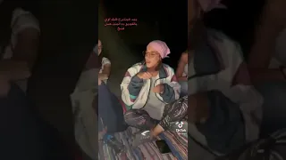 اجمل فتاة تغني            دندنها