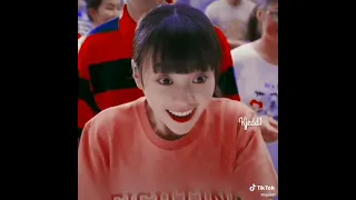 المسلسل يجنن مقطع من المسلسل نهر يجري خلاله 