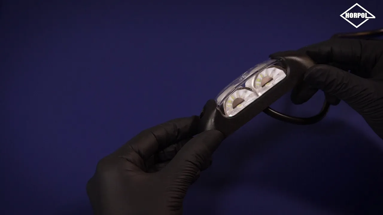 Video: LED Begrenzungsleuchte, kompakt, rot-weiß-gelb 12-24v 50 cm Kabel | MB-5300RWA
