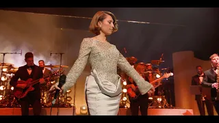 raye cry me a river live at the fashion awards 2025 