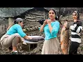 Download Lagu IRAN Village Life : Cooking Traditional Lunch \u0026 Baking local Bread in a Clay Oven