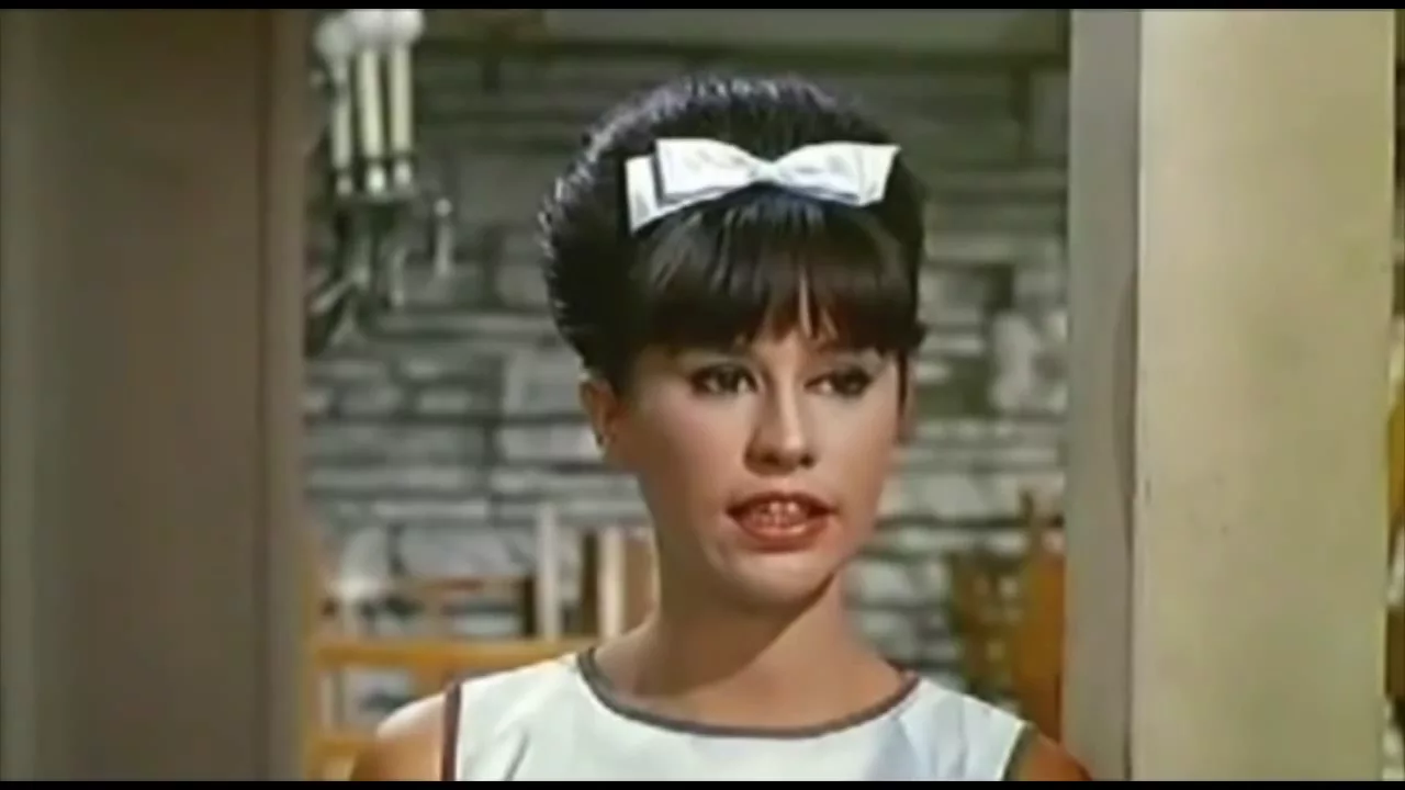 Astrud Gilberto With Stan Getz - Girl From Ipanema (1964)