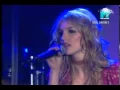 Download Lagu Britney Spears Live - I'm Not A Girl Not Yet A Woman (Real voice)