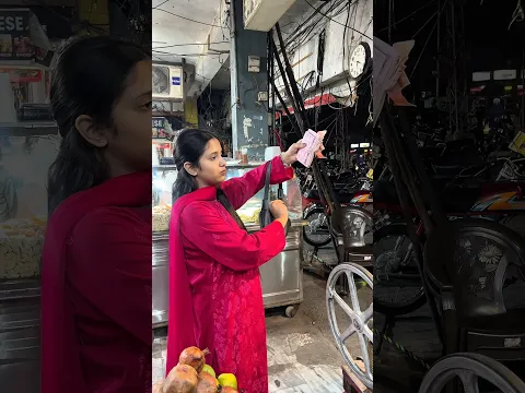 Aj hum bazar gay shopping k liay #amnaadrees #fyp #shorts #fyp #viral #minivlog #dailyvlog