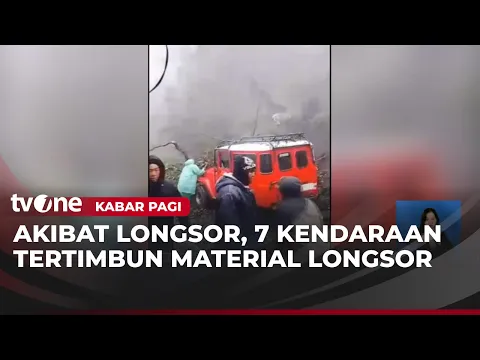 Tanah Longsor di Pasuruan Mengubur 7 Kendaraan Warga