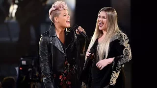 Download [HD] Kelly Clarkson \u0026 Pink - Everybody Hurts (R.E.M. cover, 2017) MP3