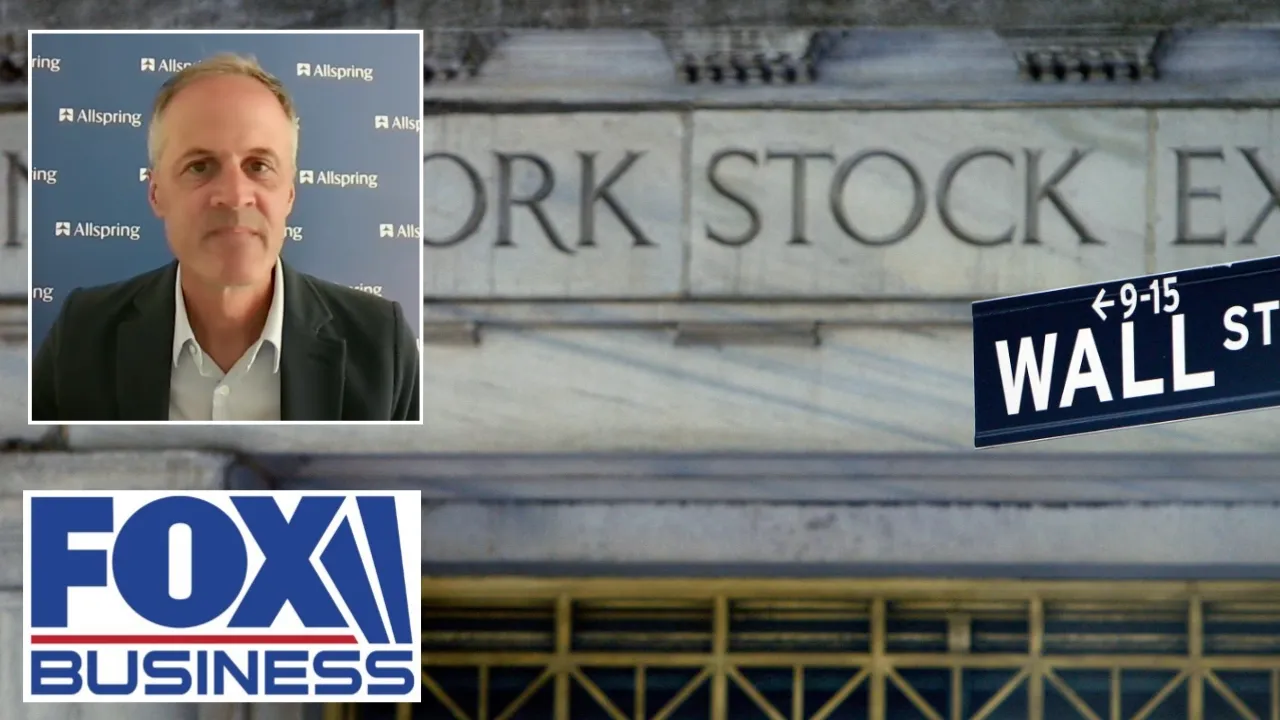 It’s important to invest with a holistic approach, portfolio manager says