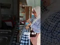 Lagu Ibu guru cantik mengajar sambil berjualan