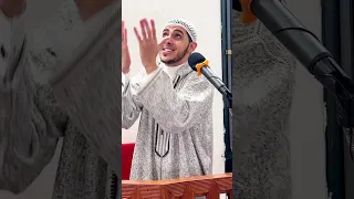 لما الشيخ يتكلم عن الصلاة بحرقة قلب الصلآة الصلآة 