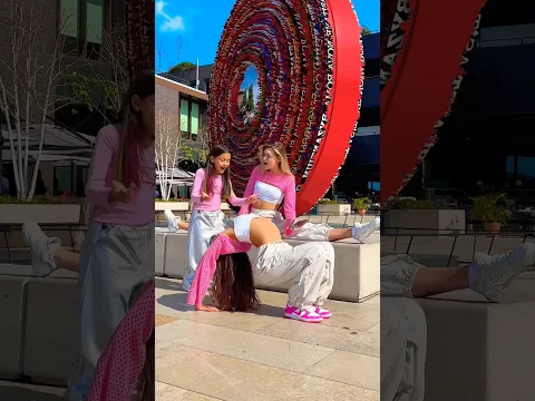 👯‍♀️+🤸‍♀️=🪑🫪 #familyfirst #flexibility @yana.chirkina @Belitskay