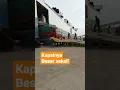 Download Lagu kapal penyebrangan lombok -banyuwangi menurunkan muatan di pelabuhan tanjung wangi MP3