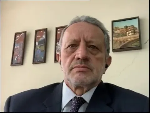 Hacia Dónde Vamos: El alto precio del barril del petróleo al país