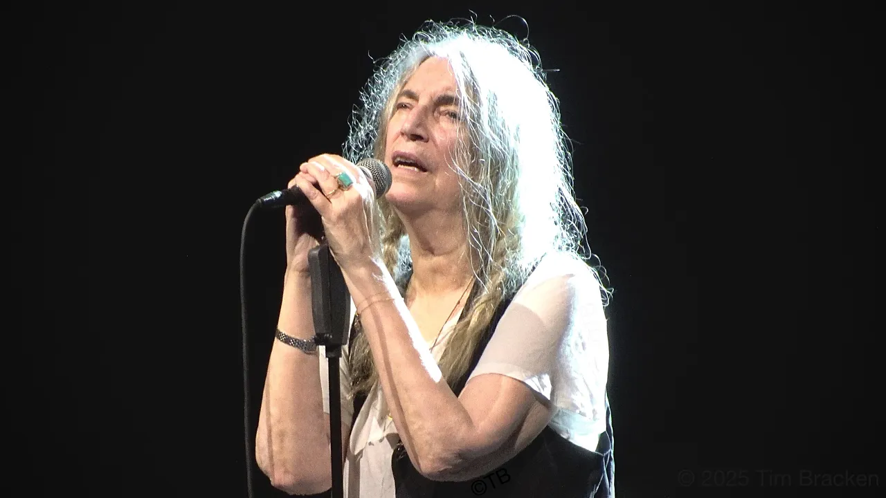 Patti Smith, After The Gold Rush (Neil Young cover), Live at the Fox Theater, 2025 (4K)