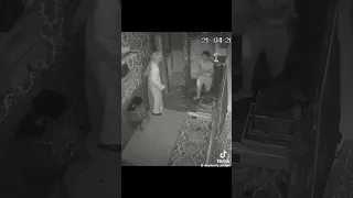  لايك  انا اخصامي مني مغلوله دندنها