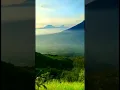 Download Lagu DI PUNCAK BUKIT HIJAU ❤