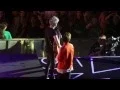 Download Lagu One Direction - Don't forget where you belong (live)