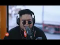 Agsunta performs "Di Man Lang Sinabi" LIVE on Wish 107.5 Bus