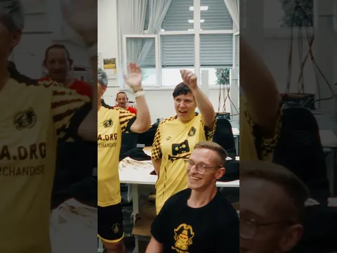 Sjedila sam za mašinom, šila sam…