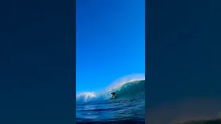 Waves! So much fun!! 🌊🏄‍♂️ #sailingfamily #surf #boatlife