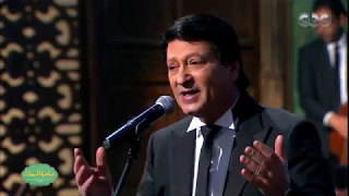 صاحبة السعادة   محمد الحلو يشعل مسرح صاحبة السعادة ويغني  ساكن في حي السيدة  دندنها