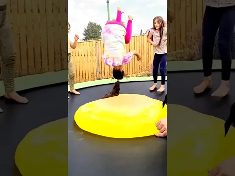 انفجار بالون الماء العملاق 🎈💥✅️😆 عائلة ليان