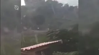 حالات واتس موسيقى الشتاء حزينة 