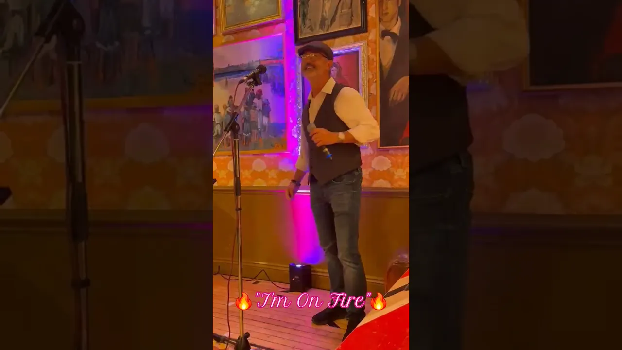 Watch Johnnie Live
