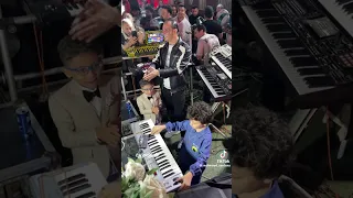 الطفل عنده موهبه جمده علي الاورج لدرجت الني اوشا اتصدم من الي بيحصل الطفل فارس شادي شعبان دندنها