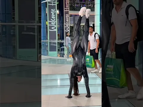 Took Spiderman out into the streets🕷️ #spiderman #cosplay #funny #acrobatics