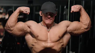 The Bulk Rebirth Day 30 - Arms at 240 lbs