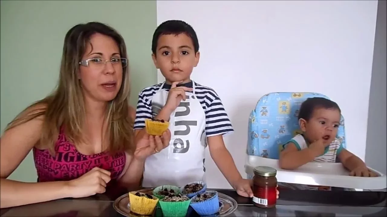 RECEITA FÁCIL DE CUPCAKE DE CHOCOLATE SEM LACTOSE E OVOS