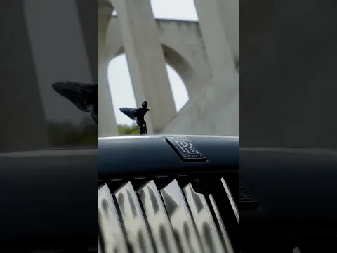 Rolls-Royce | Gradient Two-Tone