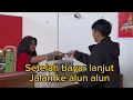 Istri lagi ribet suami malah enak2an ningkrong sama temanya